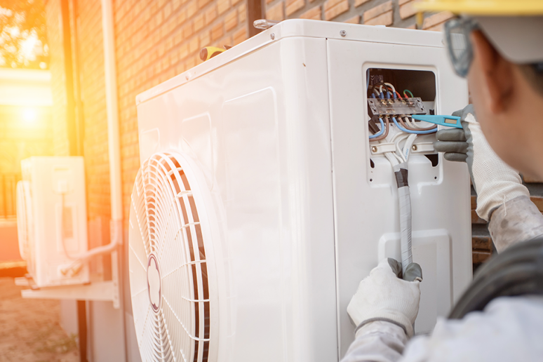 Foto: Arbeiter in Sonne